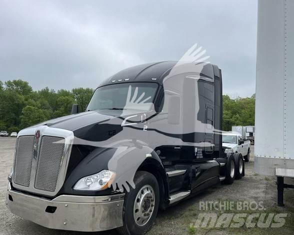 Kenworth T680 Τράκτορες
