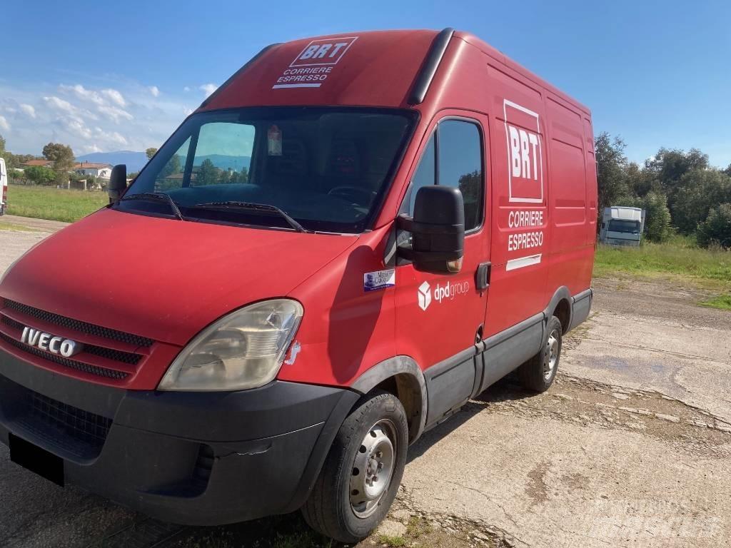 Iveco 35S Κλούβες με συρόμενες πόρτες