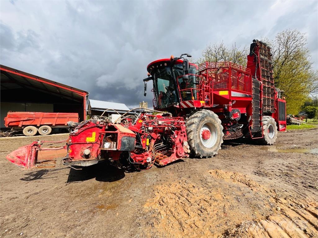 Holmer T4-30 Μηχανή εξαγωγής και συλλογής τεύτλων