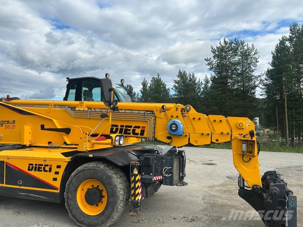 Dieci PEGASUS 5.21 Τηλεσκοπικοί ανυψωτές