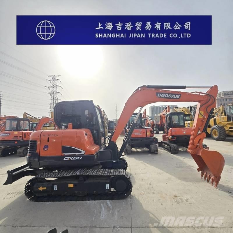 Doosan DX 60 Εκσκαφείς με ερπύστριες
