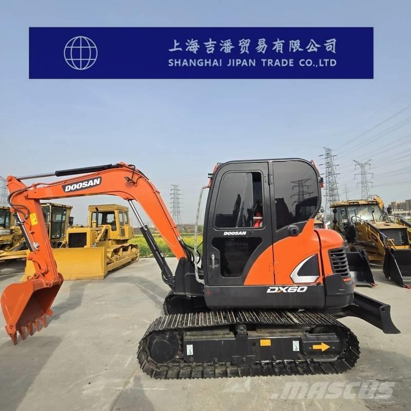 Doosan DX 60 Εκσκαφείς με ερπύστριες