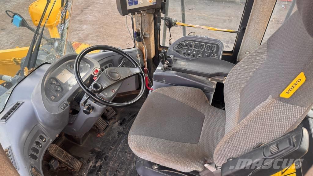 Komatsu WA 500-6 Φορτωτές με λάστιχα (Τροχοφόροι)