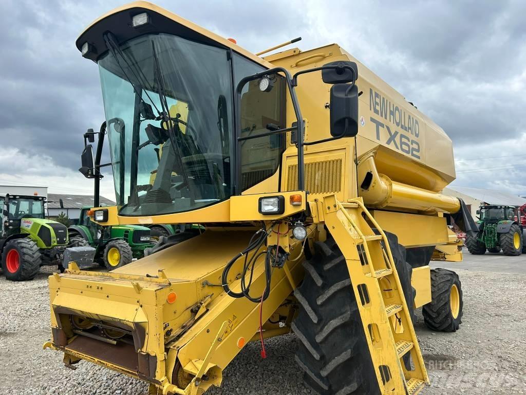 New Holland TX 62 Θεριζοαλωνιστικές μηχανές