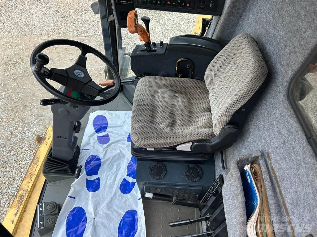 New Holland TX 62 Θεριζοαλωνιστικές μηχανές