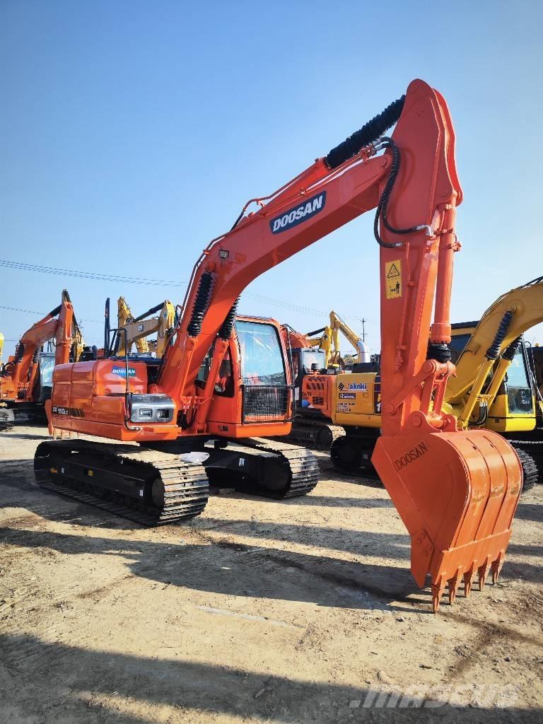 Doosan dx150 Εκσκαφείς με ερπύστριες