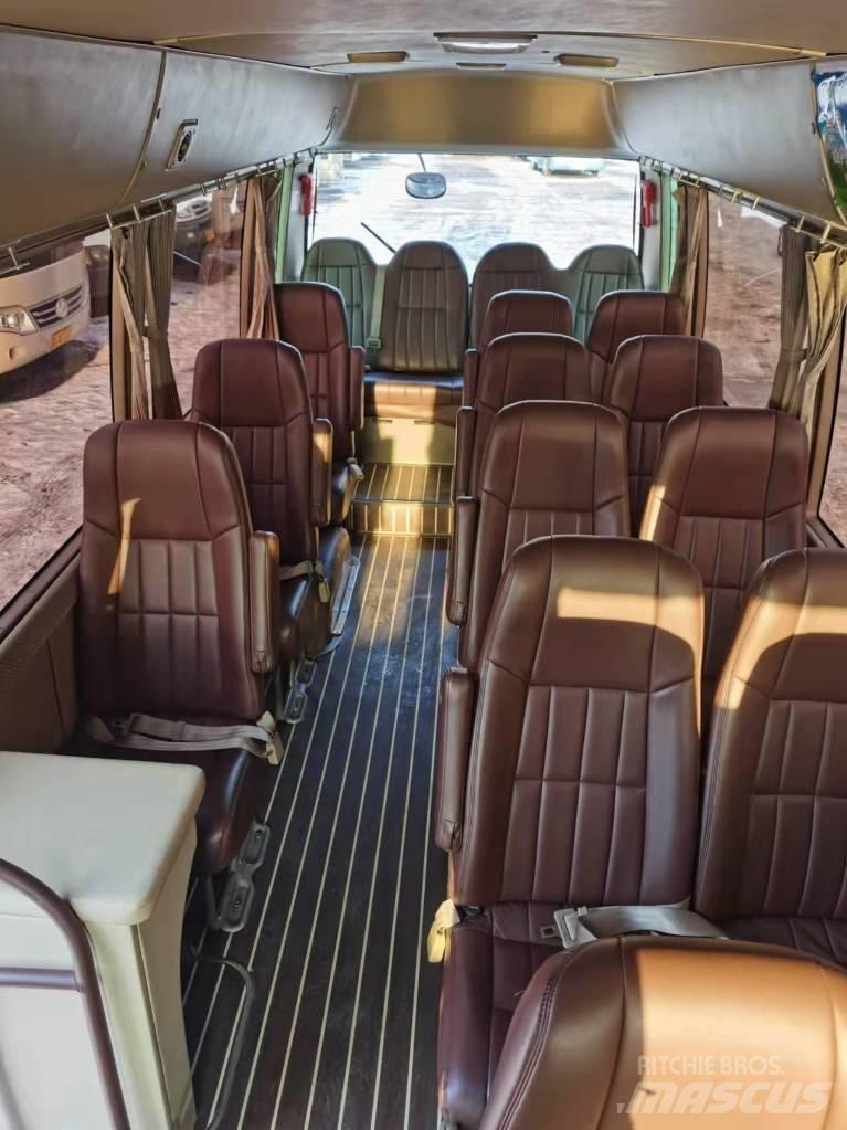 Toyota Coaster Bus Μίνι λεωφορεία