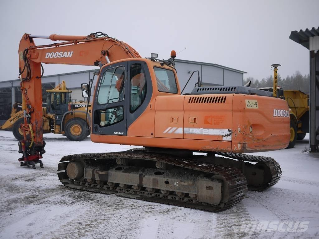 Doosan DX 225 LC Εκσκαφείς με ερπύστριες