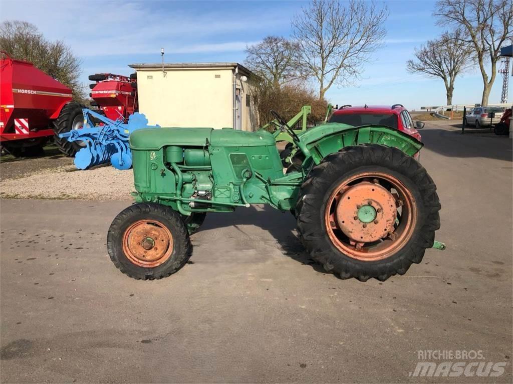 Deutz-Fahr D25 S Τρακτέρ