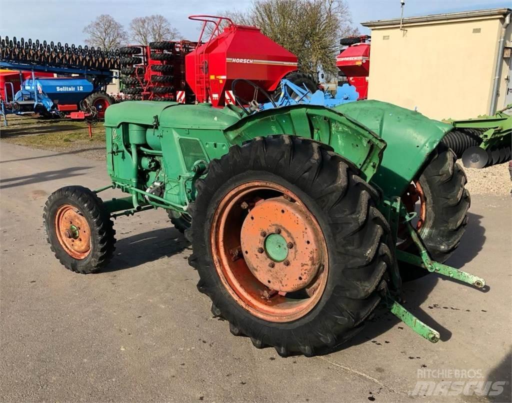Deutz-Fahr D25 S Τρακτέρ