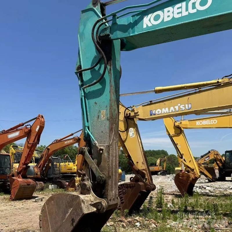 Kobelco SK 200 Εκσκαφείς με ερπύστριες