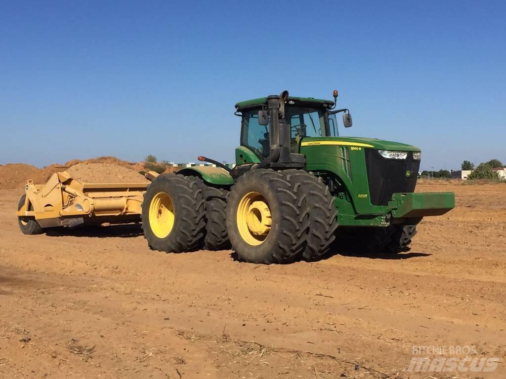 John Deere 9560 R Τρακτέρ
