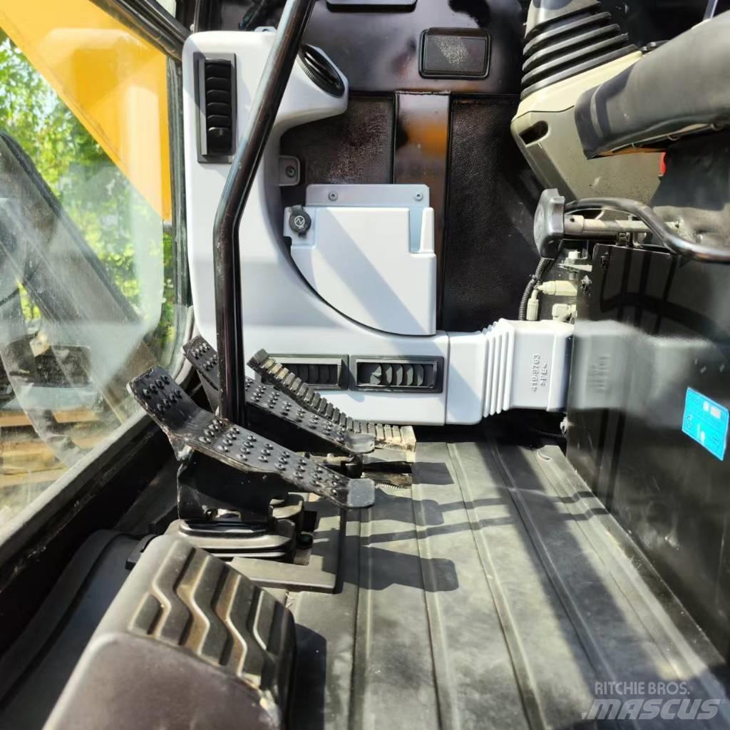 CAT 306 Εκσκαφείς με ερπύστριες