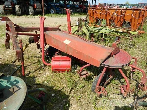JF CR320 Τσουγκράνες και χορτοξηραντικές μηχανές