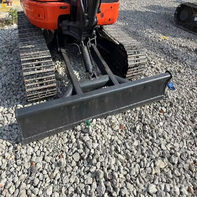 Kubota 163 Εκσκαφείς με ερπύστριες