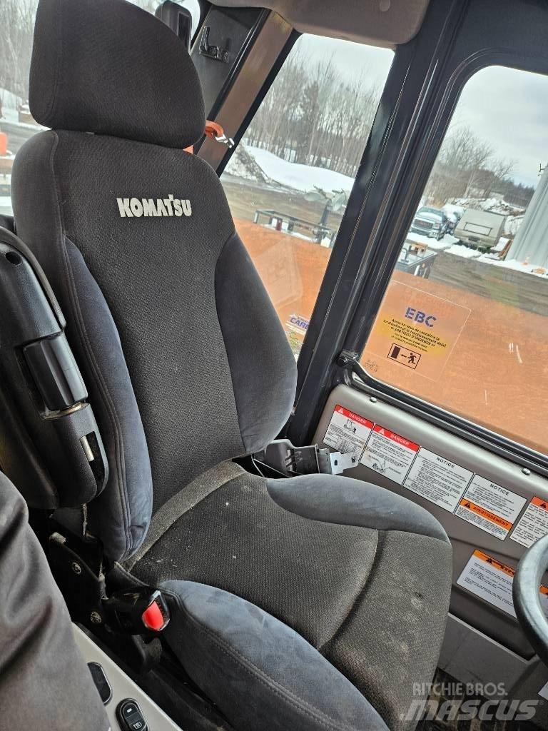 Komatsu HD465-8 Dumpers εργοταξίου