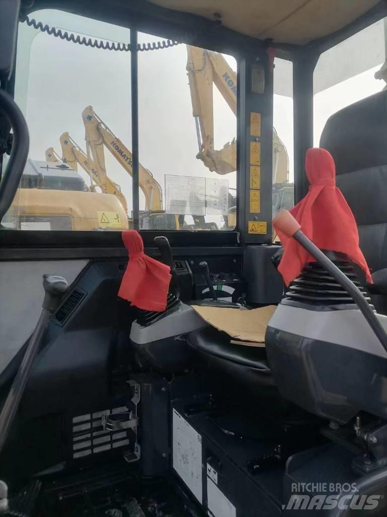 Komatsu PC56-7 Εκσκαφείς με ερπύστριες