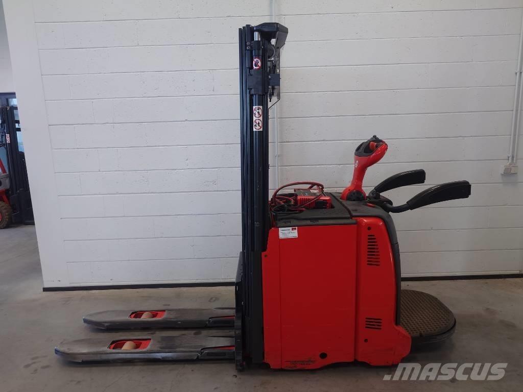 Linde L12AP/133 Ηλεκτρικά παλετοφόρα με ιστό