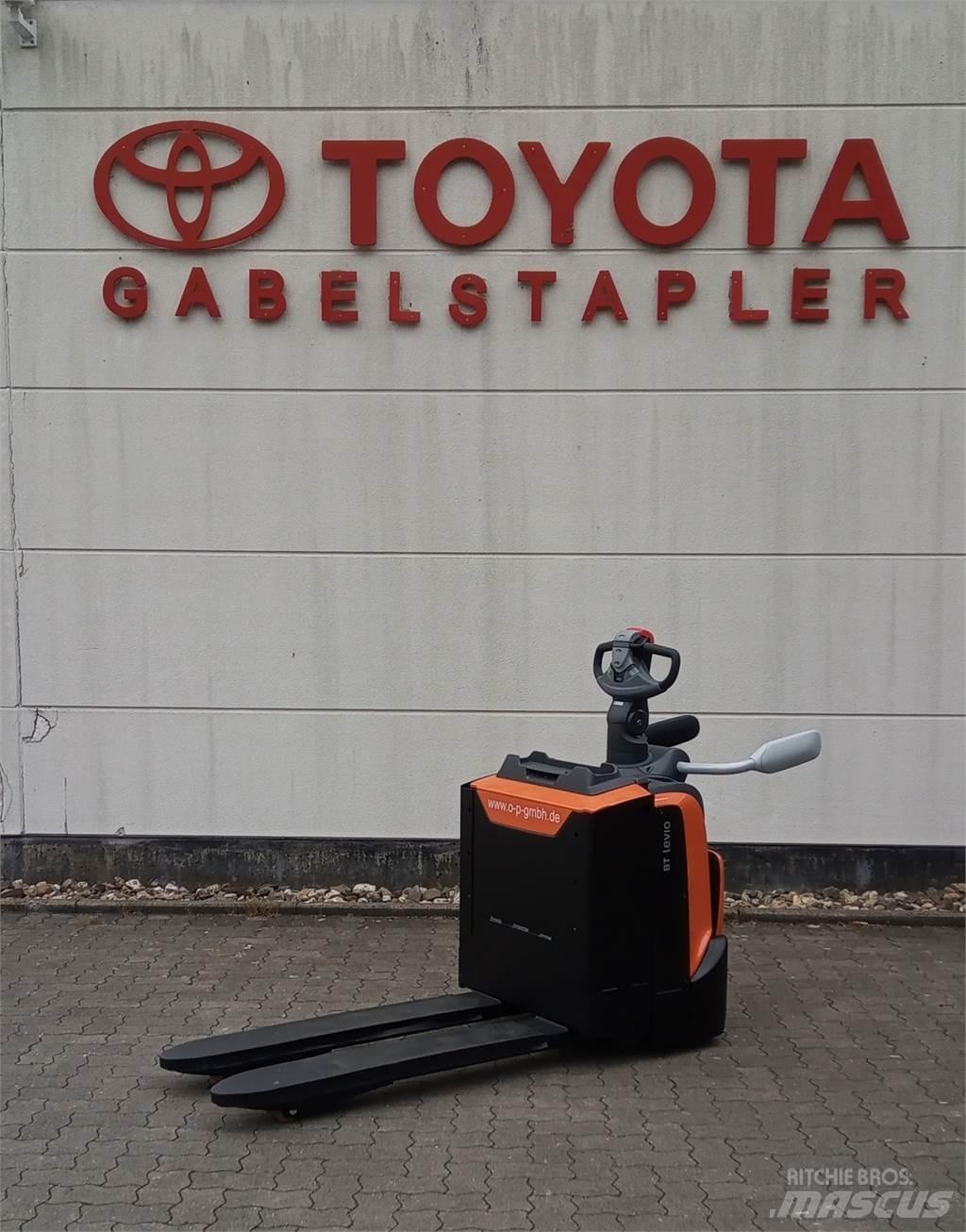 Toyota LPE200 Χειροκίνητο περονοφόρο ανυψωτικό