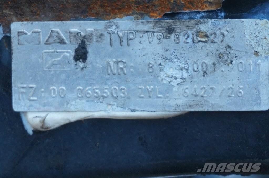 MAN V9-82L-27 Άξονες