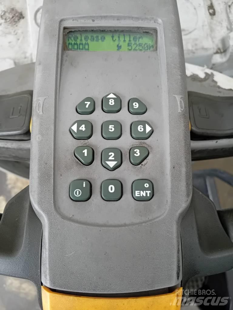 UniCarriers PMR 200F Χειροκίνητο περονοφόρο ανυψωτικό με πλατφόρμα