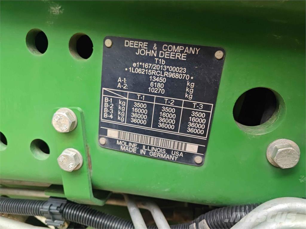 John Deere 6215R Τρακτέρ