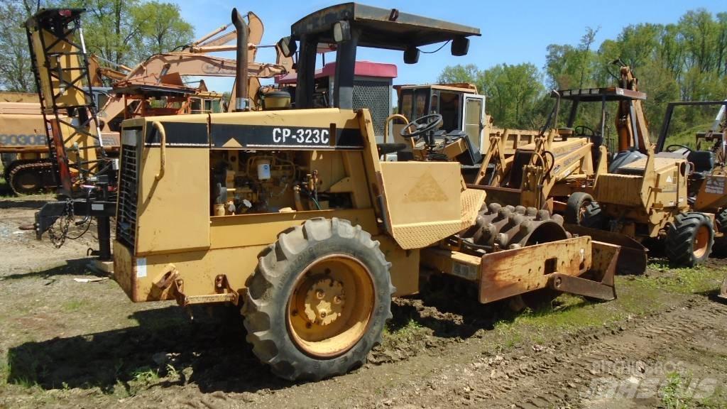 CAT CP 323 C Οδοστρωτήρες συνδυαστικοί