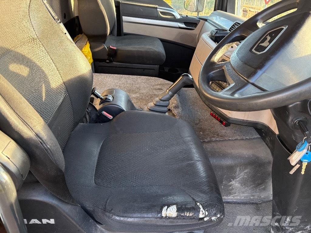 MAN TGM 18.250 Φορτηγά φόρτωσης κάδων