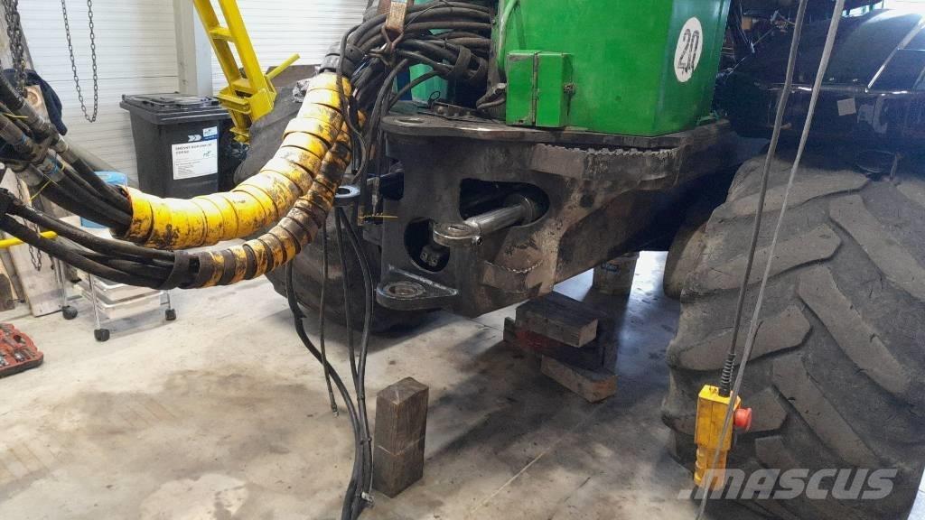 John Deere 1110 D Μεταφορείς ξυλείας