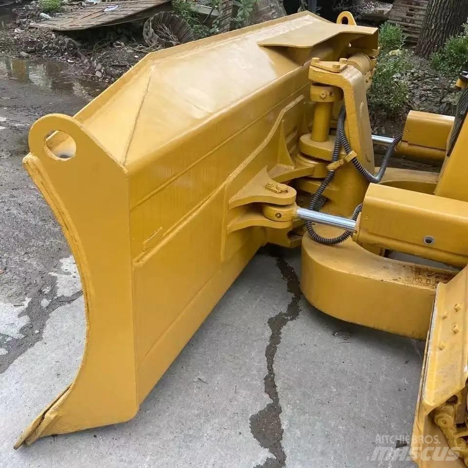 CAT D5M Μπουλντόζες με ερπύστριες