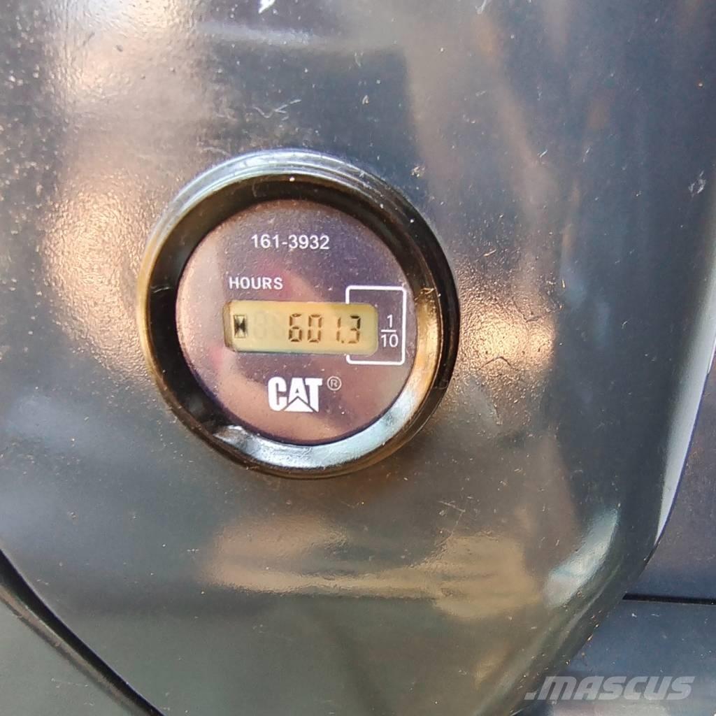 CAT 324 D L Εκσκαφείς με ερπύστριες