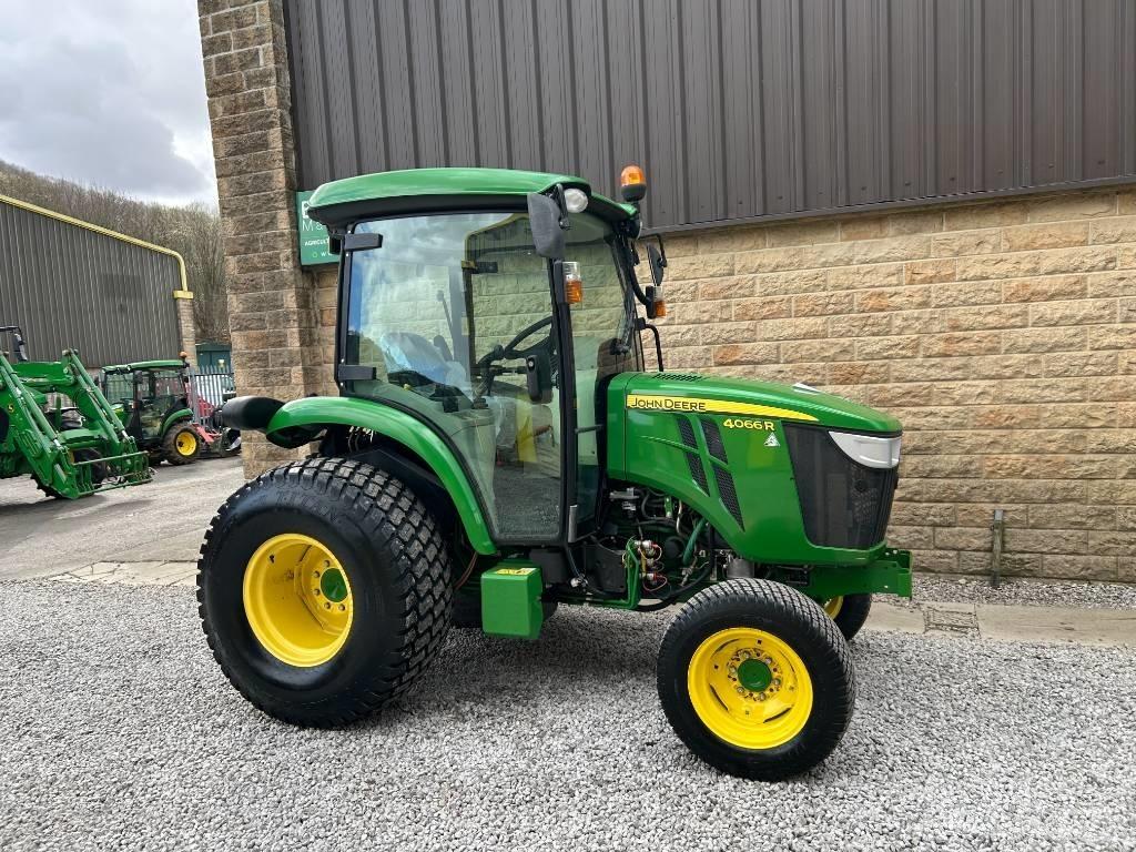 John Deere 4066R Τρακτέρ