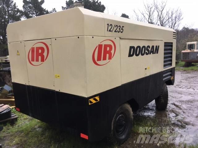 Doosan 12/235 Συμπιεστές