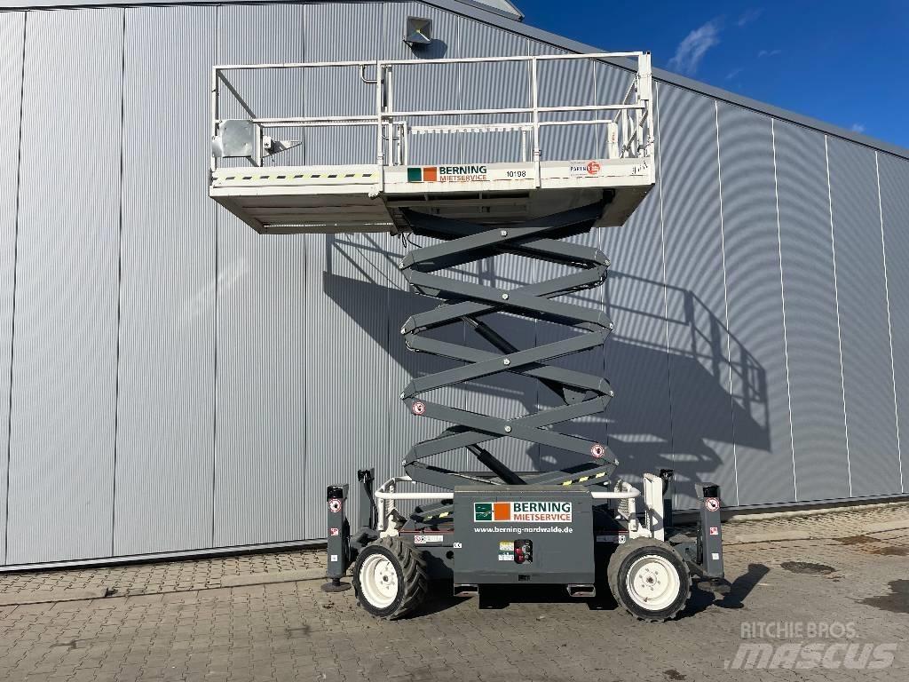 SkyJack SJ 6832 RTE Ανυψωτήρες ψαλιδωτής άρθρωσης
