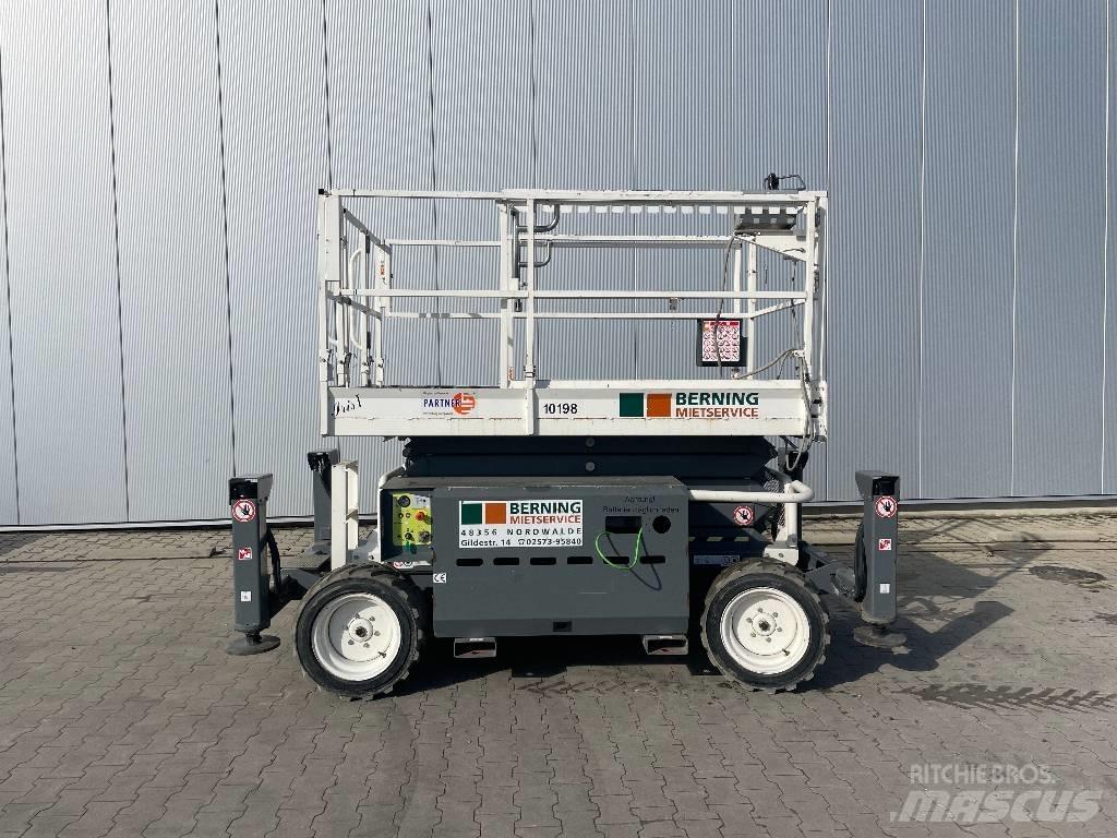 SkyJack SJ 6832 RTE Ανυψωτήρες ψαλιδωτής άρθρωσης