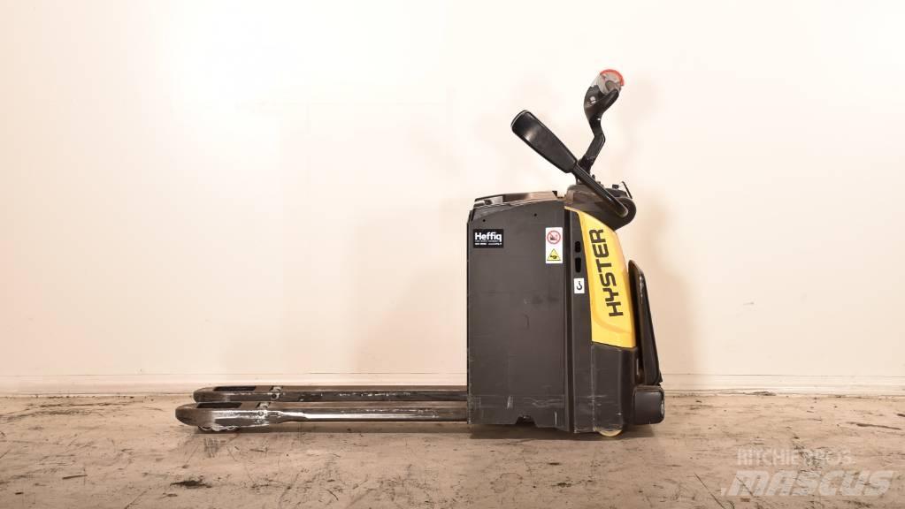 Hyster P3.0S Χειροκίνητο περονοφόρο ανυψωτικό με πλατφόρμα