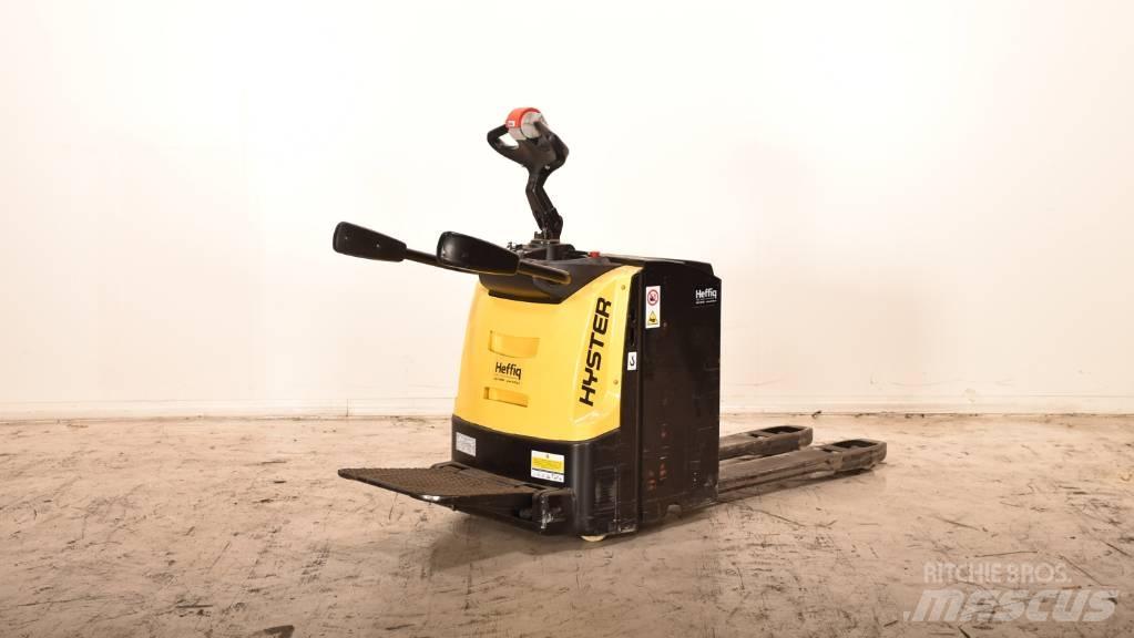 Hyster P3.0S Χειροκίνητο περονοφόρο ανυψωτικό με πλατφόρμα