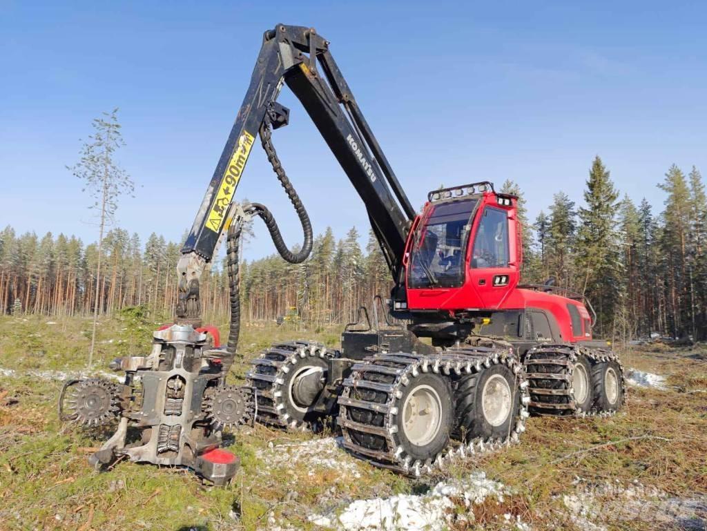 Komatsu 931 XC Θεριζοαλωνιστικές μηχανές
