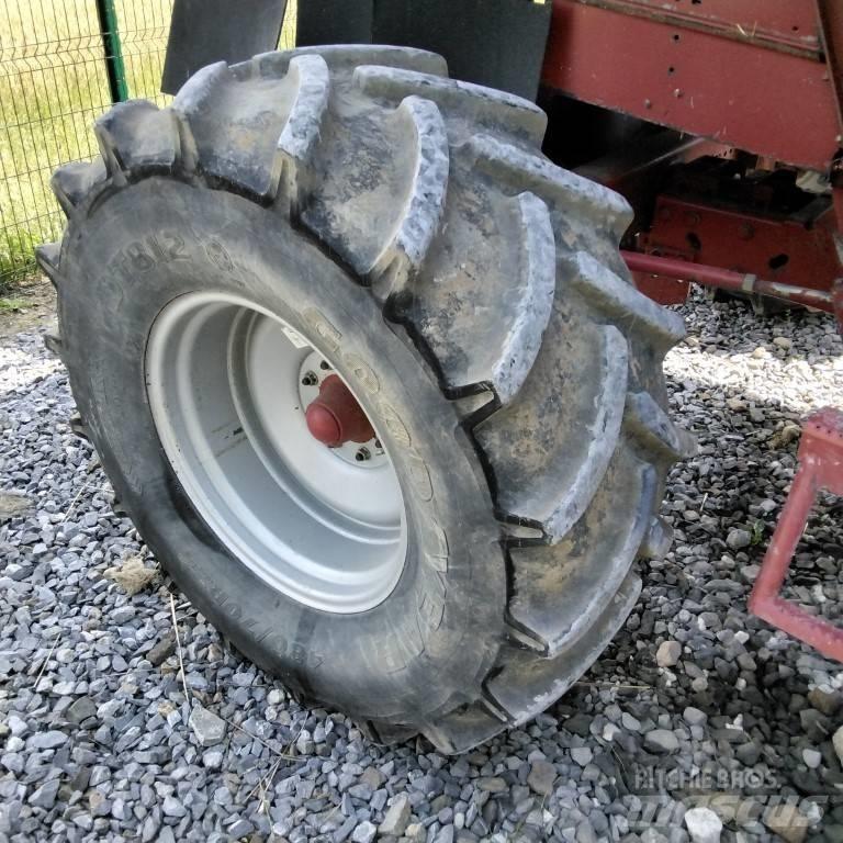 Case IH 2366E Θεριζοαλωνιστικές μηχανές