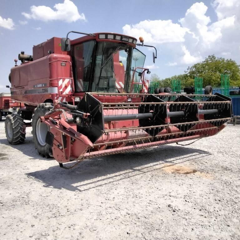 Case IH 2366E Θεριζοαλωνιστικές μηχανές