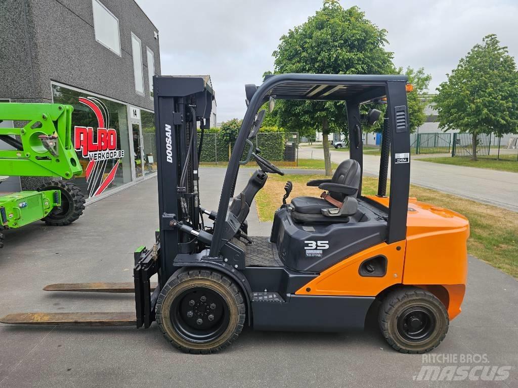 Doosan D 35 S-7 Πετρελαιοκίνητα Κλαρκ