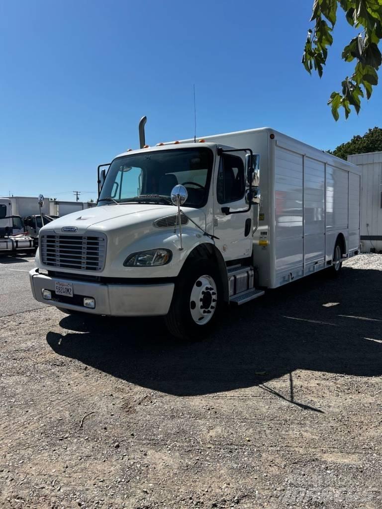 Freightliner M2 Φορτηγά μεταφοράς ποτών