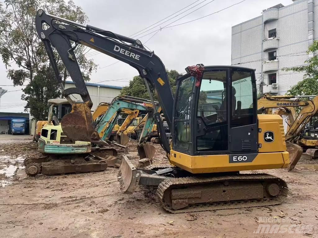 John Deere E60 Εκσκαφάκι (διαβολάκι) < 7t
