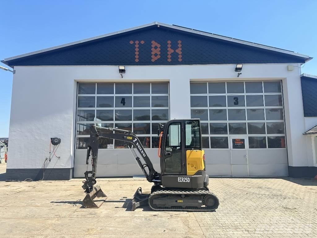 Volvo ECR 25 D Εκσκαφάκι (διαβολάκι) < 7t