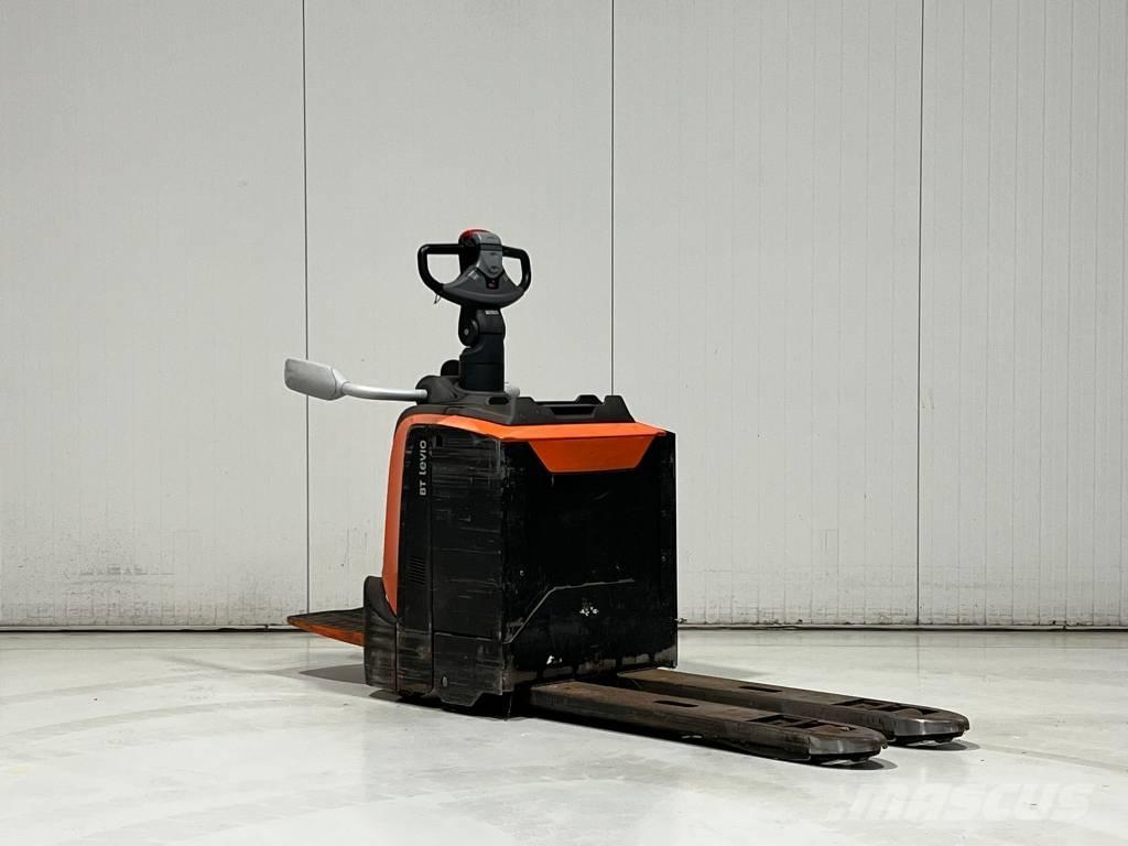 BT LPE250 Χειροκίνητο περονοφόρο ανυψωτικό με πλατφόρμα