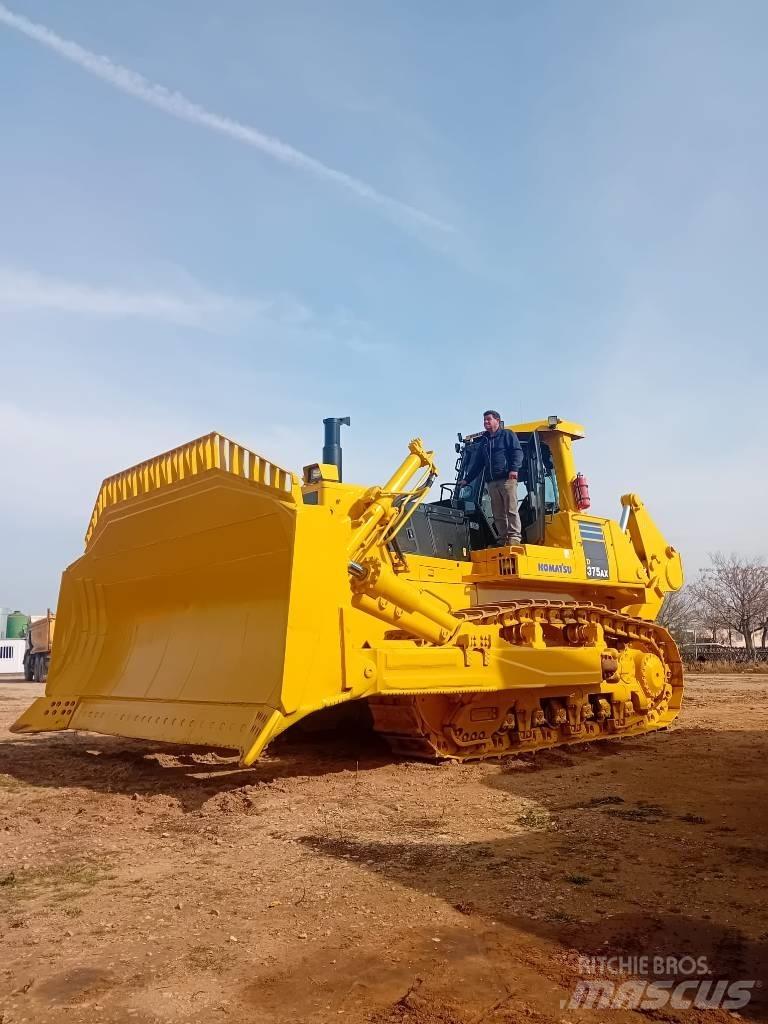 Komatsu D375AX Μπουλντόζες με ερπύστριες