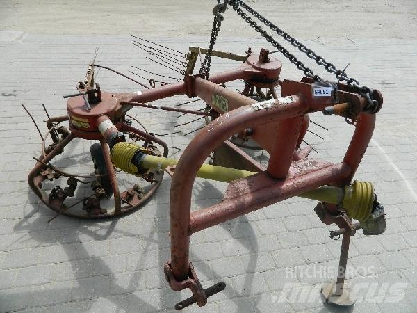 PZ Strela 3.2 Τσουγκράνες και χορτοξηραντικές μηχανές