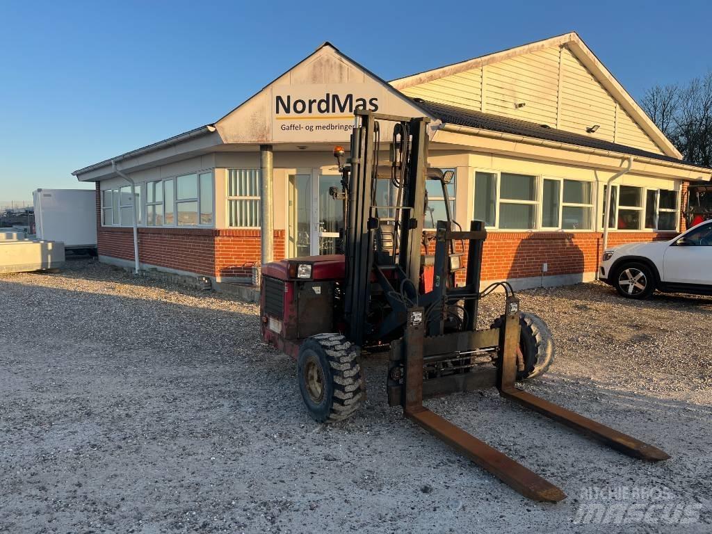 Moffett M4 25.3 Πετρελαιοκίνητα Κλαρκ