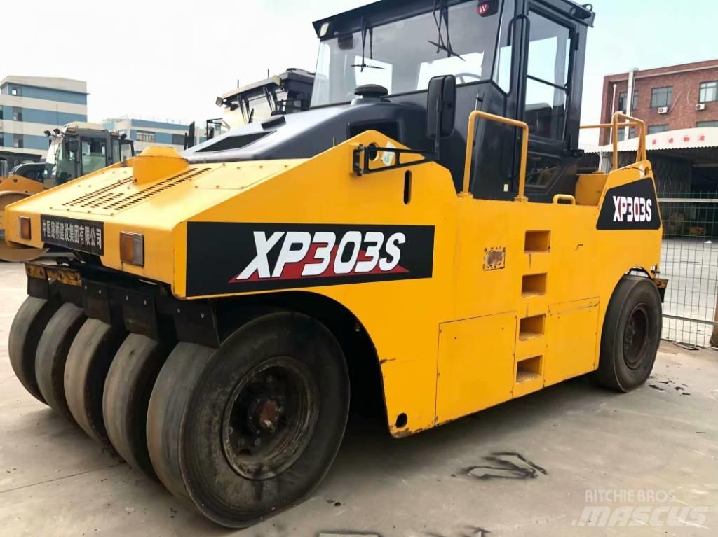 XCMG XP303 Κύλινδροι με επίσωτρα με αέρα
