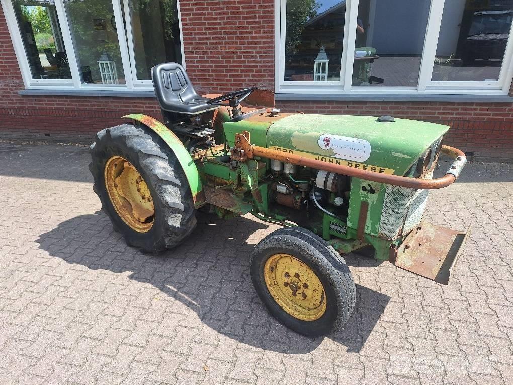 John Deere 1020 Τρακτέρ